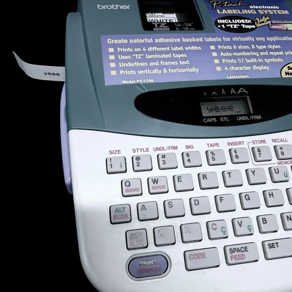 Brother P-Touch PT-1700 Label Maker TZ Tape Tested Working User Guide Portable